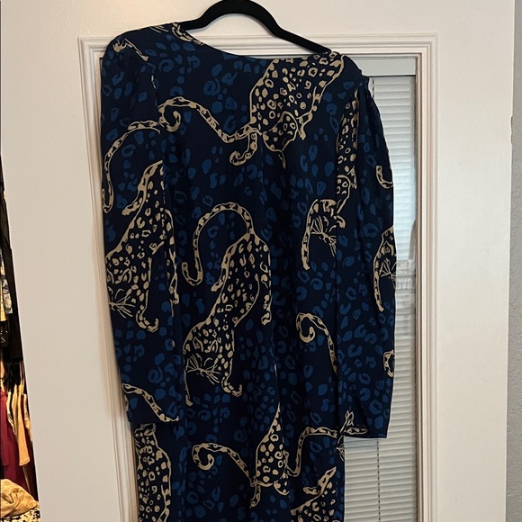 Lilly Pulitzer Navy low Tide Print - Picture 3 of 5